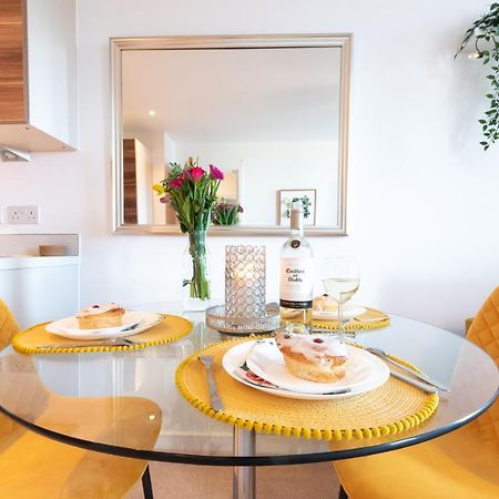 Amber Apartment Oasis - Your Gateway To Southampton'S Vibrant Heart, Port, Shopping Dış mekan fotoğraf