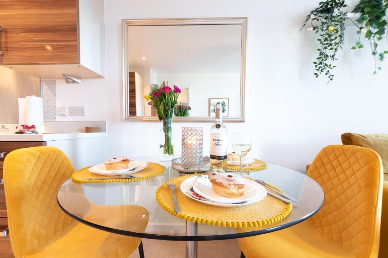 Amber Apartment Oasis - Your Gateway To Southampton'S Vibrant Heart, Port, Shopping Dış mekan fotoğraf
