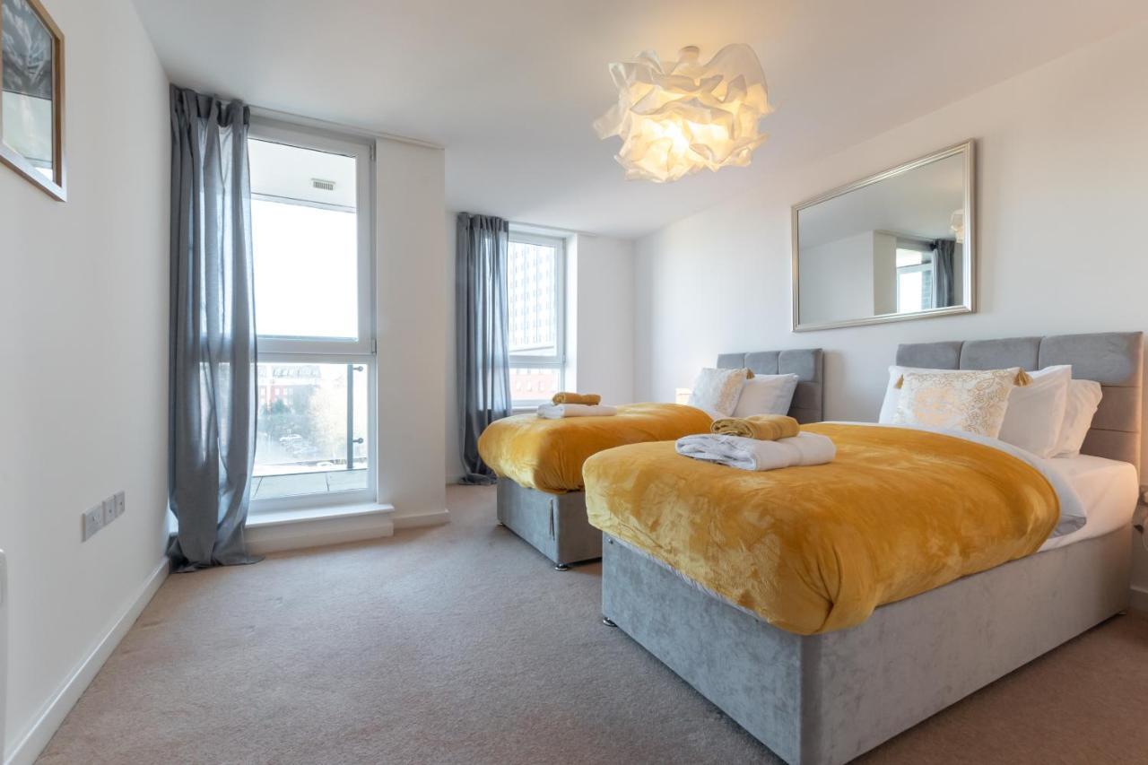 Amber Apartment Oasis - Your Gateway To Southampton'S Vibrant Heart, Port, Shopping Dış mekan fotoğraf