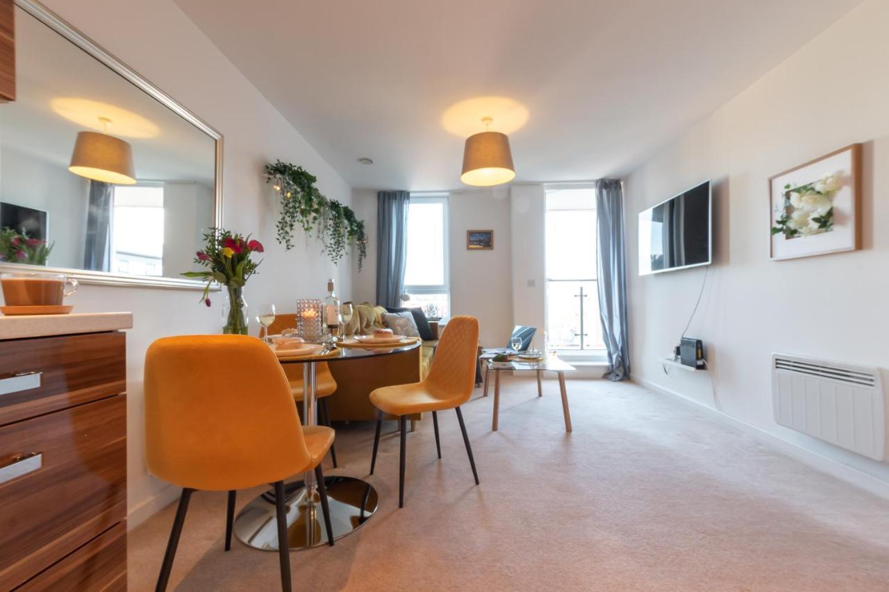 Amber Apartment Oasis - Your Gateway To Southampton'S Vibrant Heart, Port, Shopping Dış mekan fotoğraf