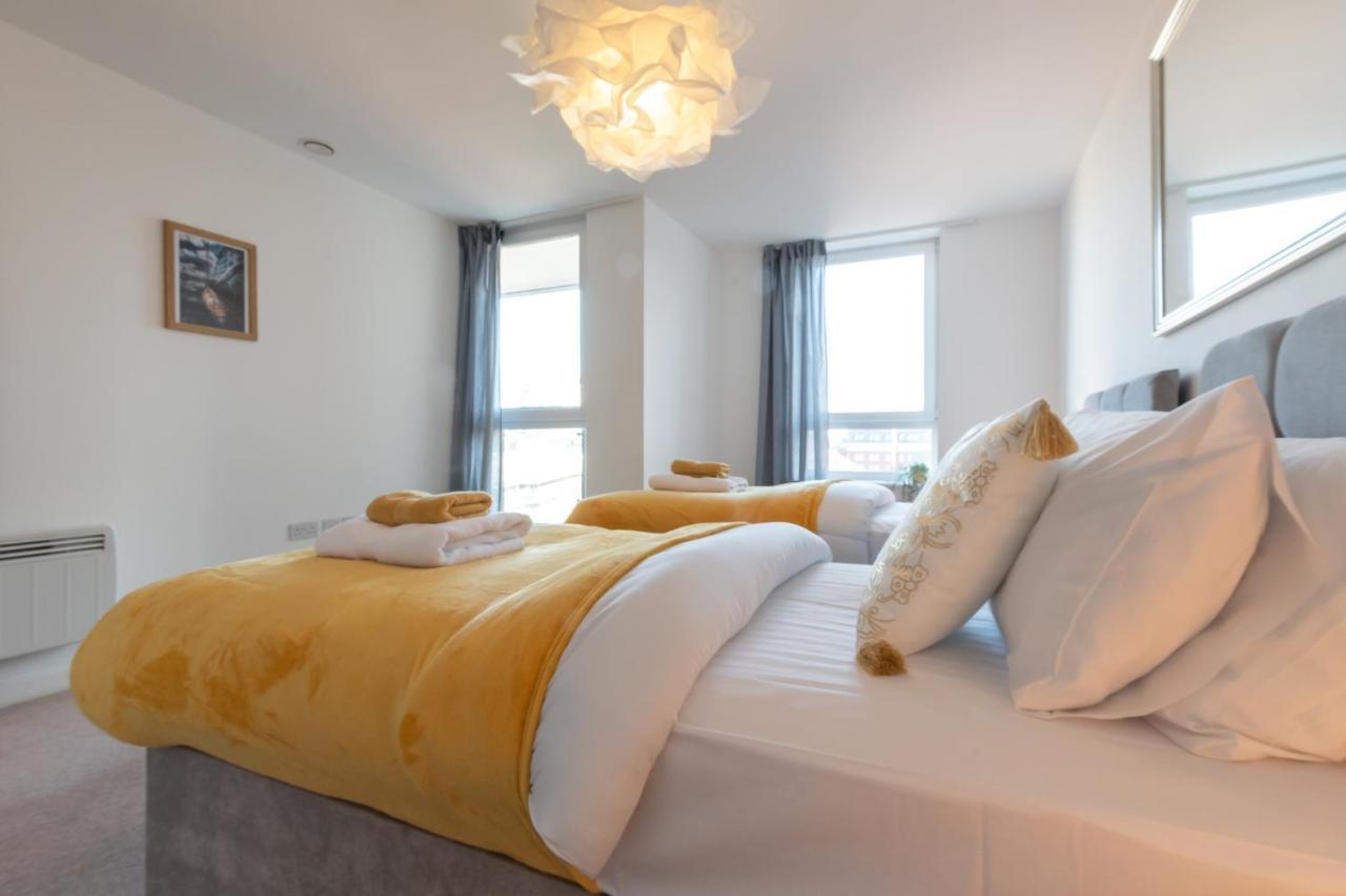 Amber Apartment Oasis - Your Gateway To Southampton'S Vibrant Heart, Port, Shopping Dış mekan fotoğraf